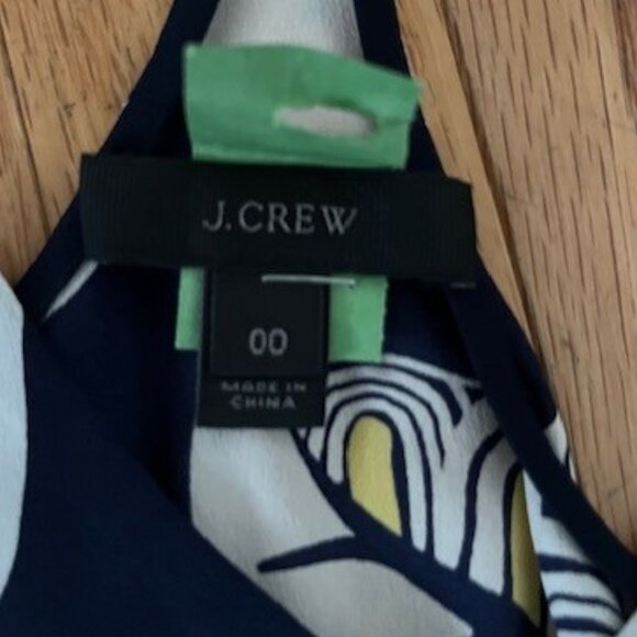 JCrew Flowy Silk Tank - Like New - Blue, Yellow and White pattern, size 00 - Picture 5 of 7